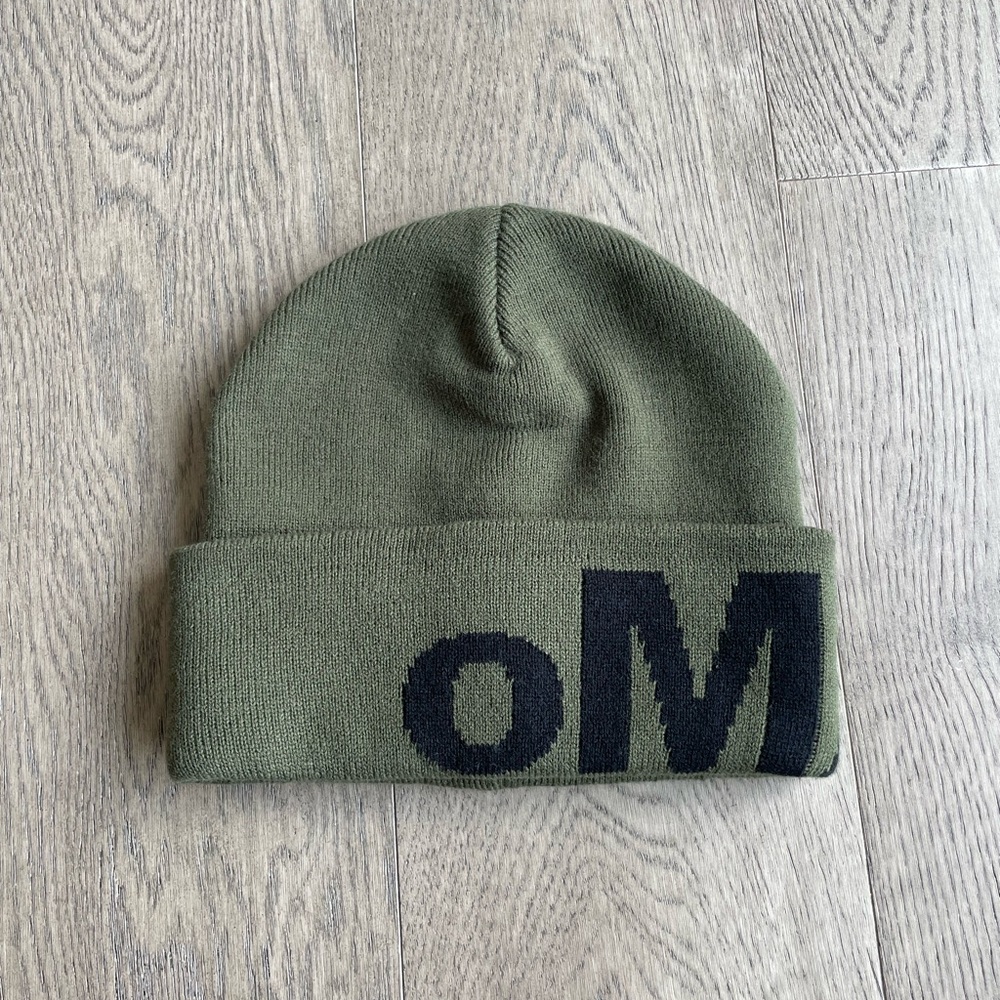 oMA beanie